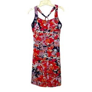 Title Nine Size Medium Pink Red Floral Active Dress Built In Bra Travel Outdoor